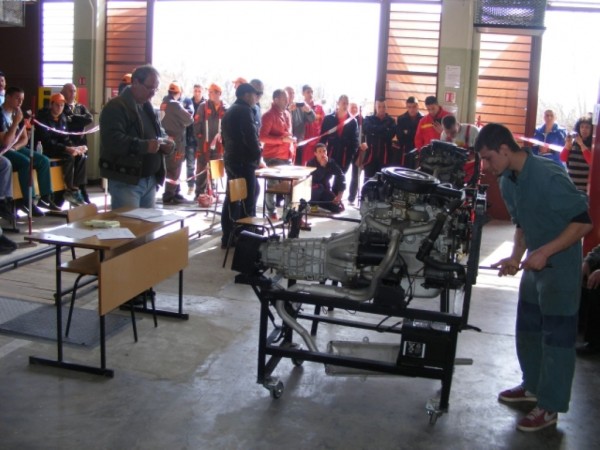 Възпитаниците на ПГТТМ първи на регионално състезание