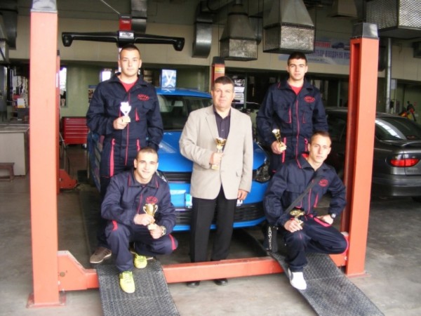 Възпитаниците на ПГТТМ първи на регионално състезание