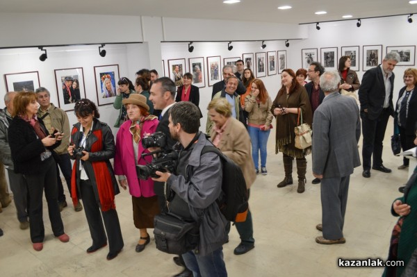 „Съвременните нашенци“- фотографска изложба на Жоро Хаджиев