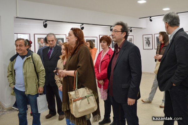 „Съвременните нашенци“- фотографска изложба на Жоро Хаджиев