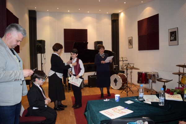 Казанлъшките пианисти се завърнаха с много награди от конкурса “Орфееви таланти 2017“