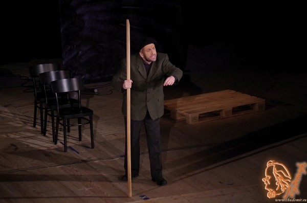 Мариус Куркински с „Черното пиле“ е носителят на 16-та награда на „Комедийният хит на сезона“