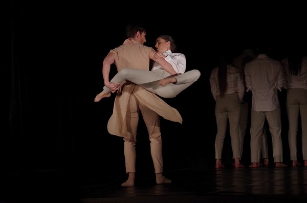 Мариус Куркински с „Черното пиле“ е носителят на 16-та награда на „Комедийният хит на сезона“