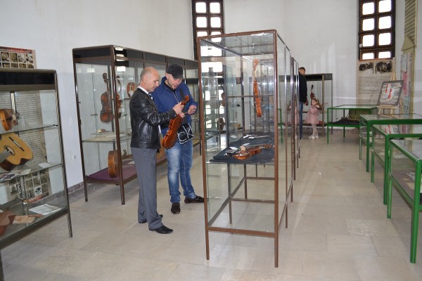 С аплодисменти за казанлъшките лютиери започна Експо класика 2017