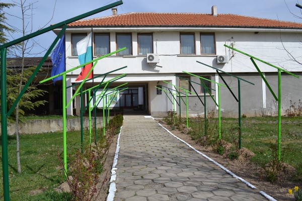 Кметът на Общината поздрави Кмета на Средногорово за „Кмет на месец март“