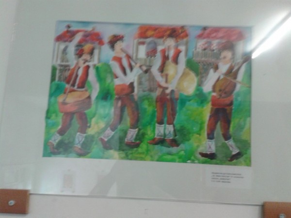 Част от “Малките нашенци“ красят болницата в Казанлък