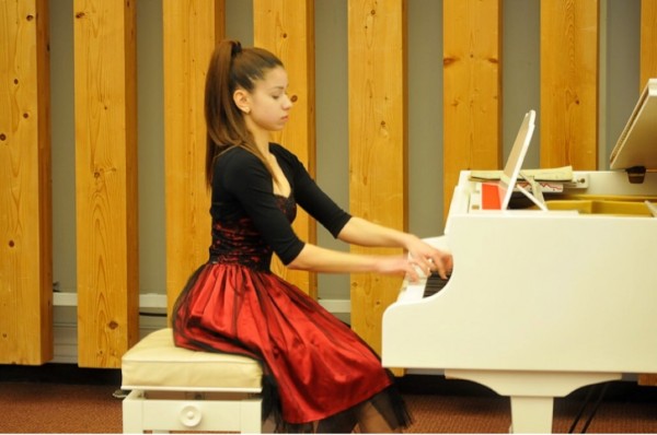 Международно признание за талантливата пианистка Александра Симеонова