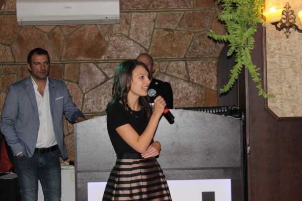 Благотворителният бал, организиран от Община Казанлък и фондация „Сийдър“, набра близо 9 000 лв.