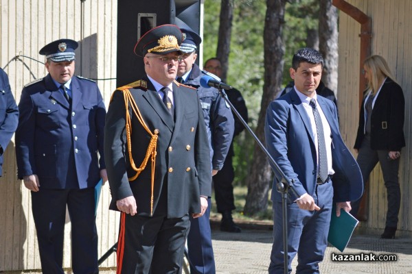 Тържествена клетва на завършващите стажанти към Академията на МВР