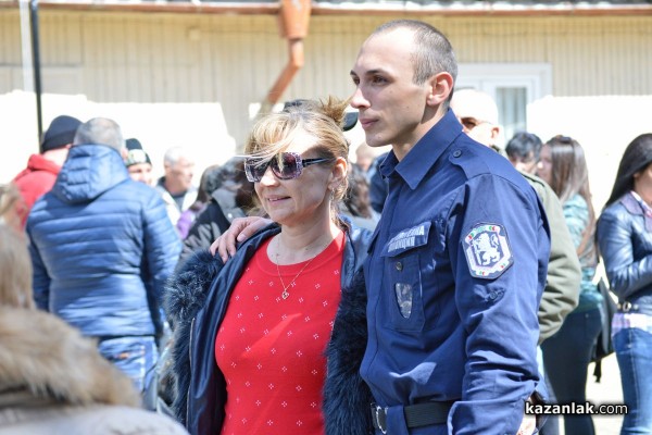 Новите полицаи се заклеха в Казанлък да служат с чест на Родината /видео/