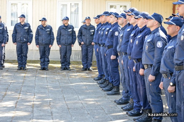 Тържествена клетва на завършващите стажанти към Академията на МВР