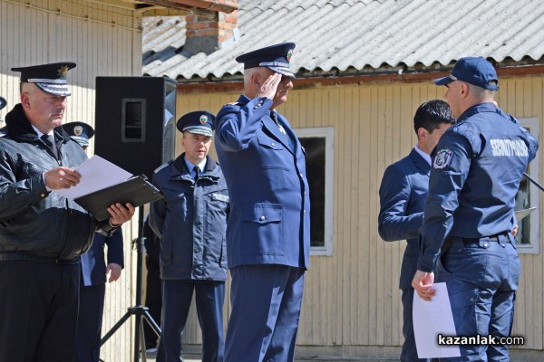 Тържествена клетва на завършващите стажанти към Академията на МВР