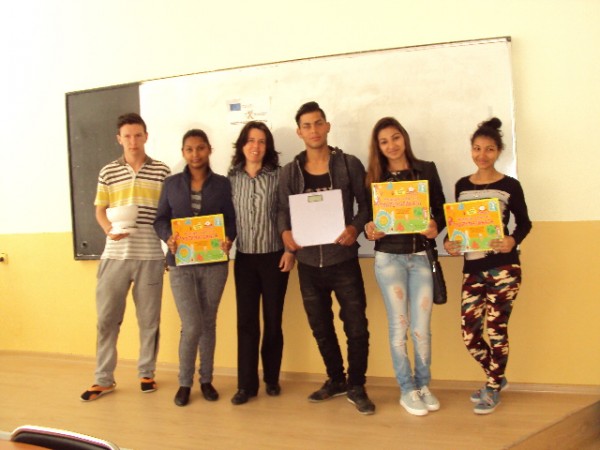 “Твоят час“ в Гимназия “Петко Стайнов“ с математически и кино изяви