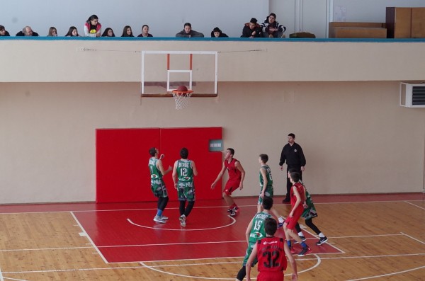 Баскетболистите на „Розова долина“ спечелиха домакинството на квалификационен турнир