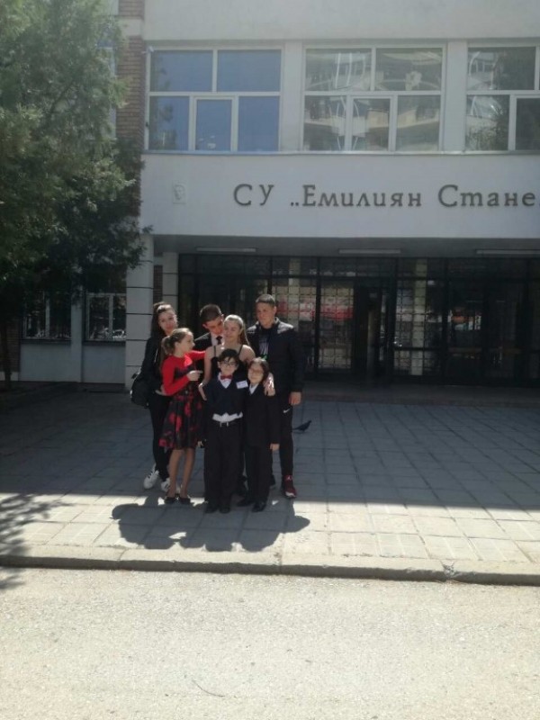 Конкурсен маратон на неуморните таланти от класа по пиано на Елена Юлиянова