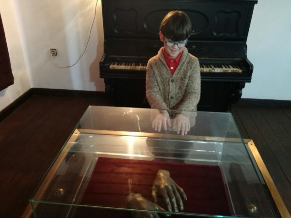 Конкурсен маратон на неуморните таланти от класа по пиано на Елена Юлиянова