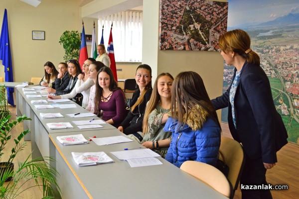 Кандидатките за Царица Роза 2017 бяха представени за пръв път / снимки