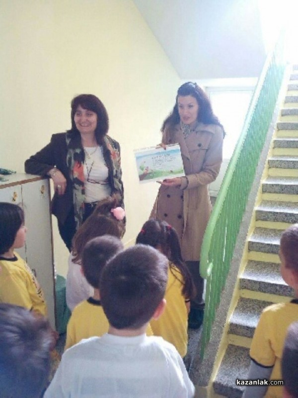 120 кг. за „Капачки в действие“ събраха деца и родители от казанлъшката ДГ „Пчелица“