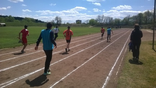 Медали, купи и торти за младите лекоатлети на Казанлък