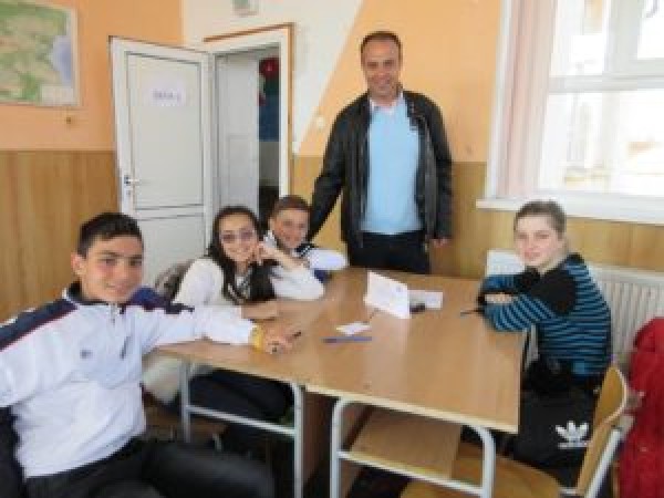 Енинските ученици са първенци в международно състезание по математика на английски