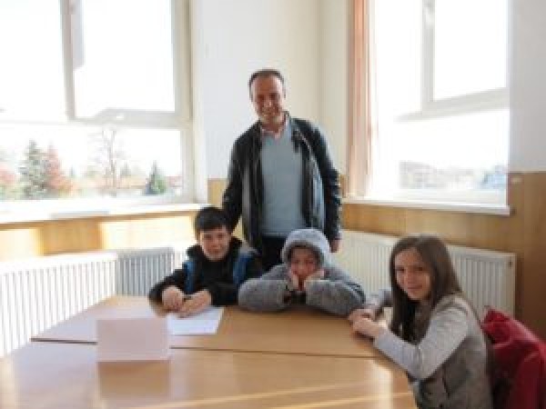 Енинските ученици са първенци в международно състезание по математика на английски