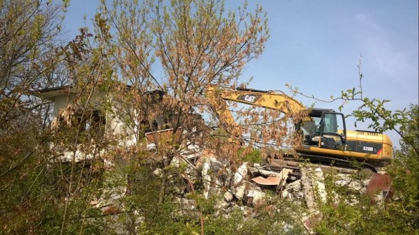 Събореният лагер в Равда не е част от казанлъшкия / Новини от Казанлък