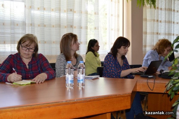 Обмяна на опит с представители на дунавските държави се проведе днес в ПГ „Иван Хаджиенов“