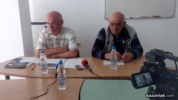 Първи икономически годишник на Казанлък издаде ТПП / Новини от Казанлък