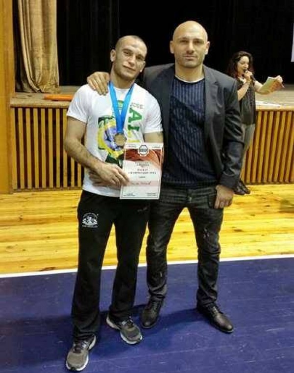 Гюлтен Котелов спечели шампионска титла на Балканското първенство по ММА