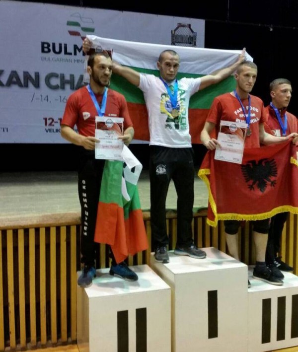 Гюлтен Котелов спечели шампионска титла на Балканското първенство по ММА