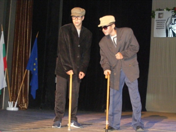 Празник на духовността, младостта и красотата проведе ПГ по транспорт и транспортен мениджмънт 