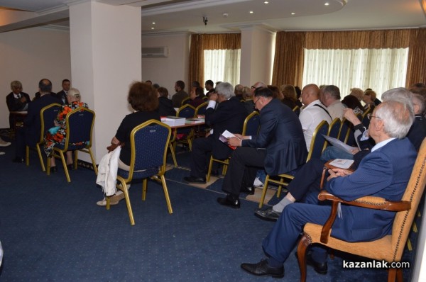 Михаил Миков и Янаки Стоилов гостуват на юбилея на казанлъшката БСП днес