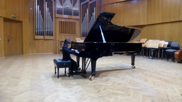 Пореден изключителен успех за учениците от клавирния клас на Елена Юлиянова