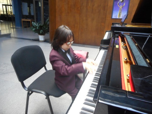 Пореден изключителен успех за учениците от клавирния клас на Елена Юлиянова