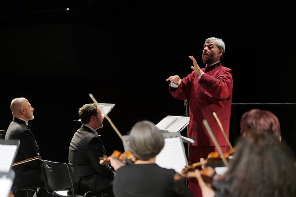 Митрополит Киприан ще дирижира Реквием в родния Казанлък тази събота