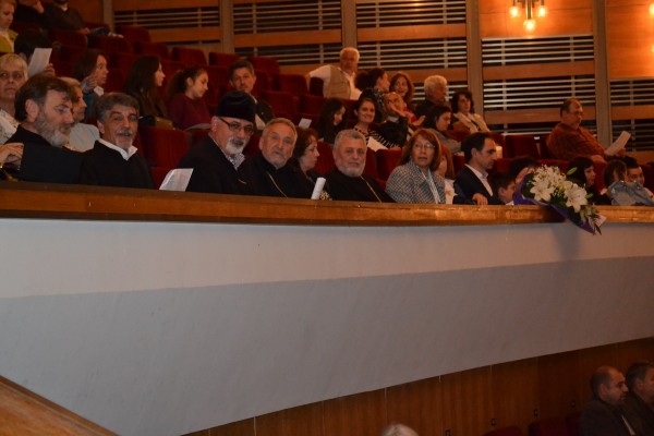 Благословен подарък за казанлъчани и Фестивал на розата 2017