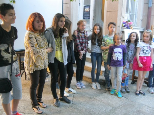 Малките художници почетоха Иван Милев с изложба