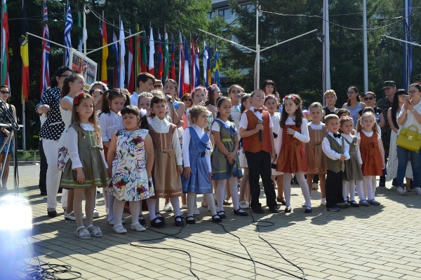 Община Казанлък отбелязва официалния си празник