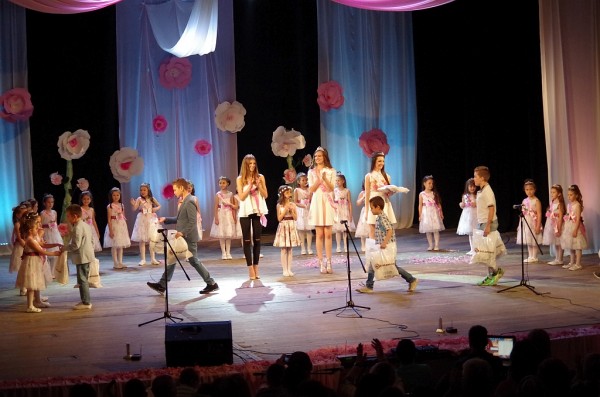 „Принцеси на розата“ на 1 юни в Казанлък