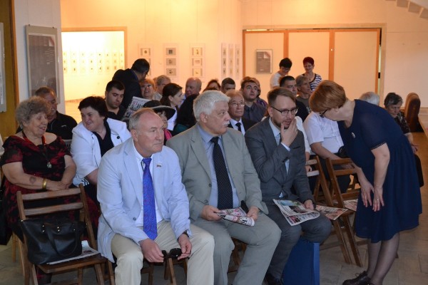 Почетен гражданин и марка в Деня на Казанлък