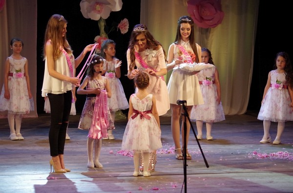 „Принцеси на розата“ на 1 юни в Казанлък