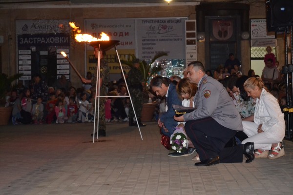 Тържествена заря – проверка в Казанлък за 2 юни