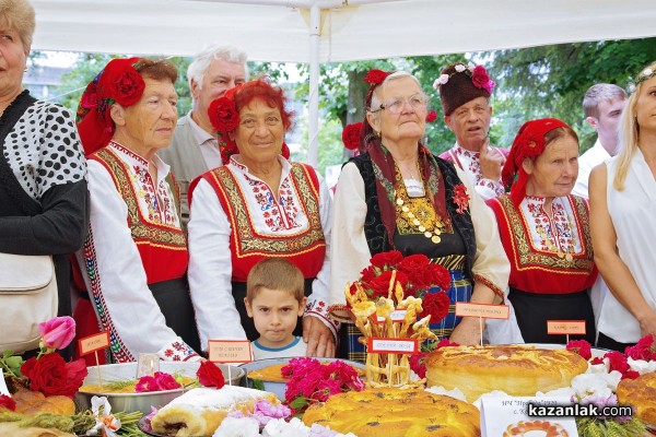 “Хлябът на българина“ с Ути Бъчваров и Джон Лоутън