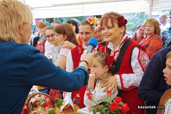 “Хлябът на българина“ с Ути Бъчваров и Джон Лоутън