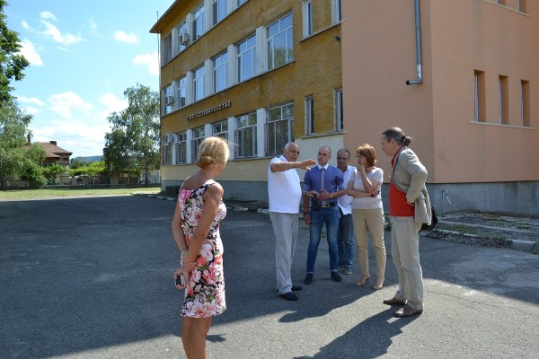 Технически колеж – Казанлък ще бъде в сградата на бившата ПГ по строителство