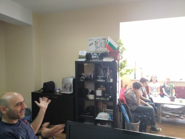 Младите уеб дизайнери на ИКТ Център на гости на KAZANLAK.COM