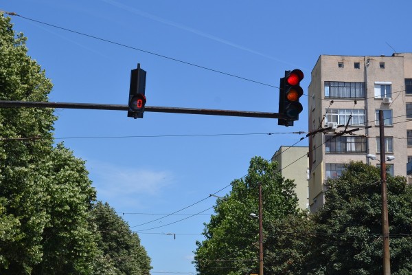 Светофарите на кръстовището на „Абаята“ утре няма да работят