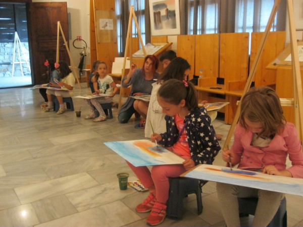 Художниците от “Арт линия“ завършиха пленера си в Казанлък