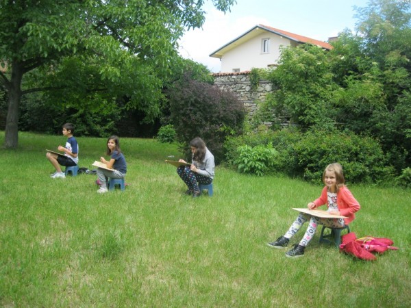 Художниците от “Арт линия“ завършиха пленера си в Казанлък