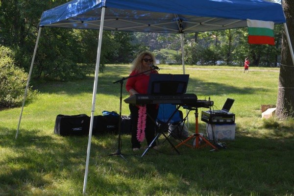 Казанлъчани организират Фестивал на розата в Бостън